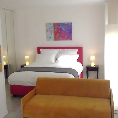 Apartment Rue Des Francs Bourgeois - Marais *